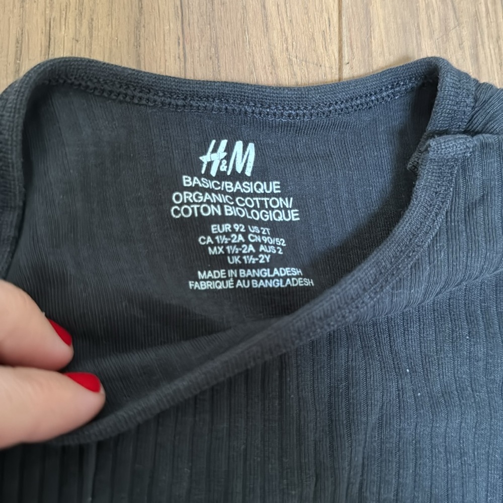 H&M grey ribbed basic set -2T - Picture 3 of 8
